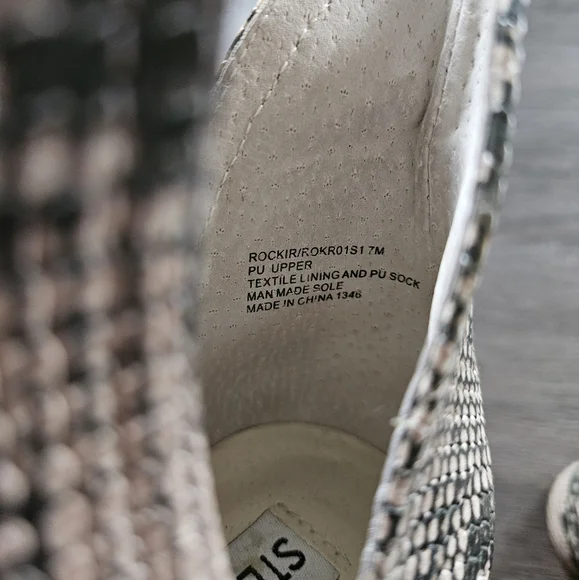 Steve Madden Tan Rockir Snakeskin Print Slip-On Booties Size 7 - Picture 8 of 9